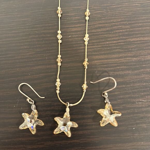 Sterling Silver starfish necklace and earrings set with Swarovski crystals - Picture 6 of 9